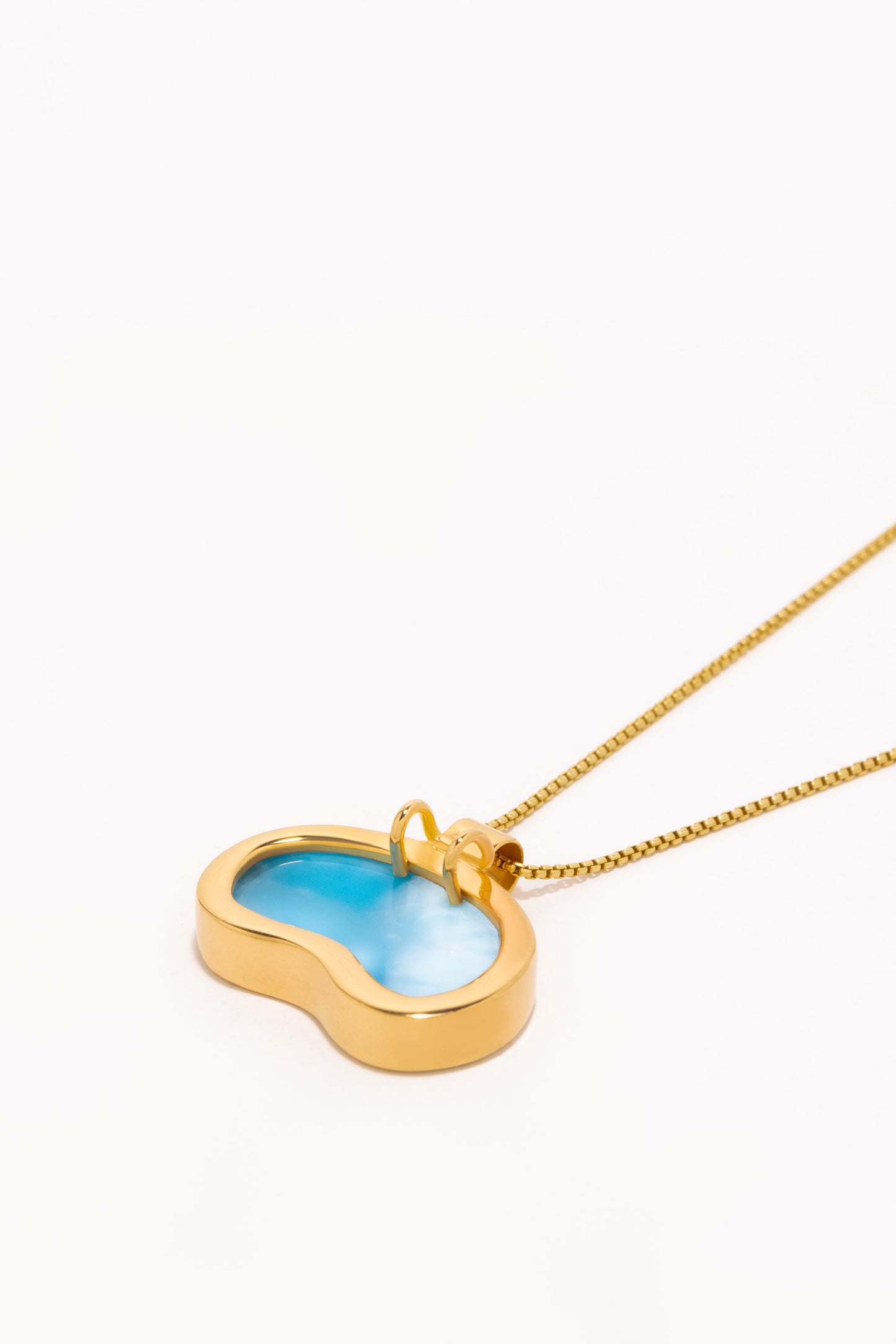 Irregular Pool - Larimar