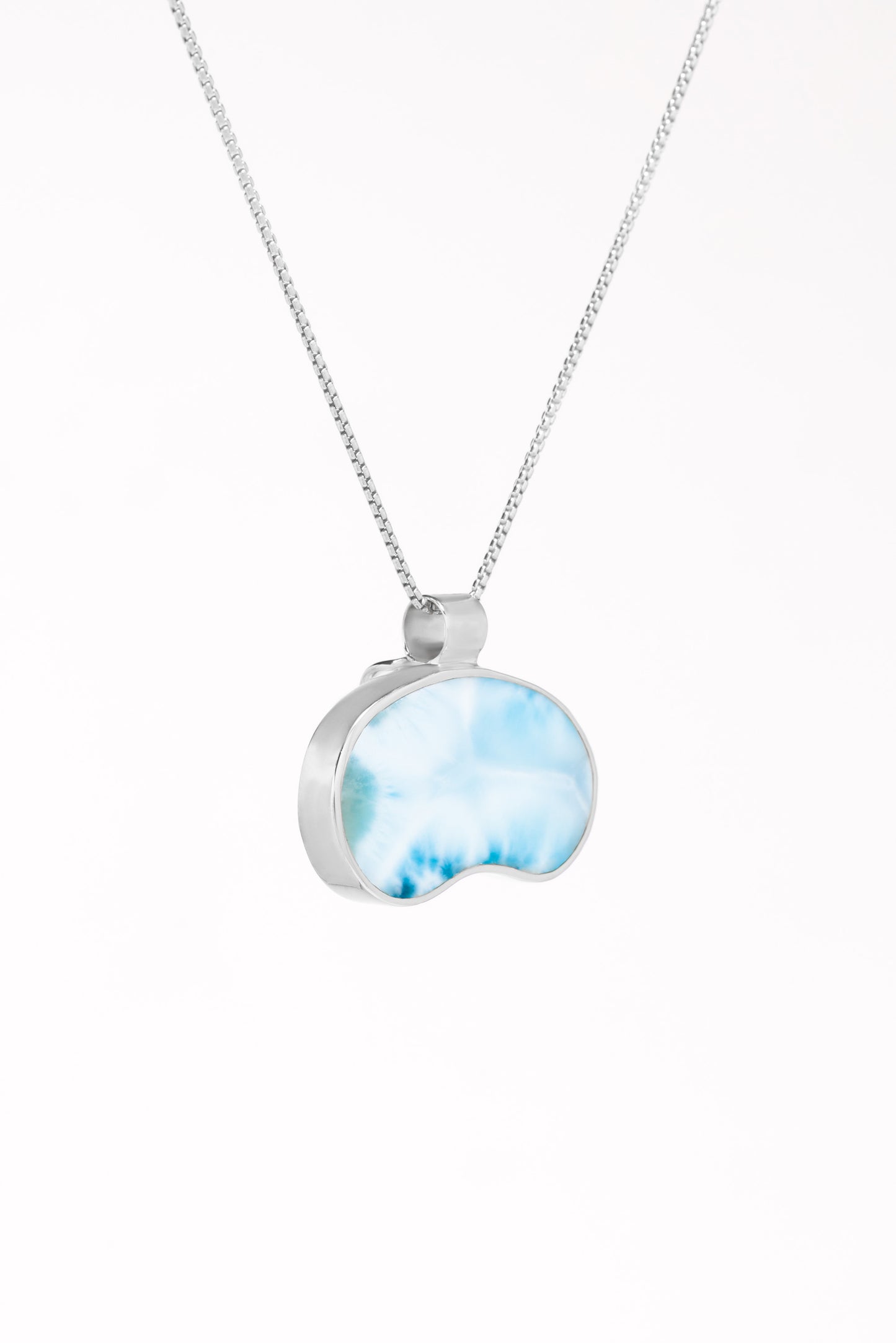 Irregular Pool - Larimar