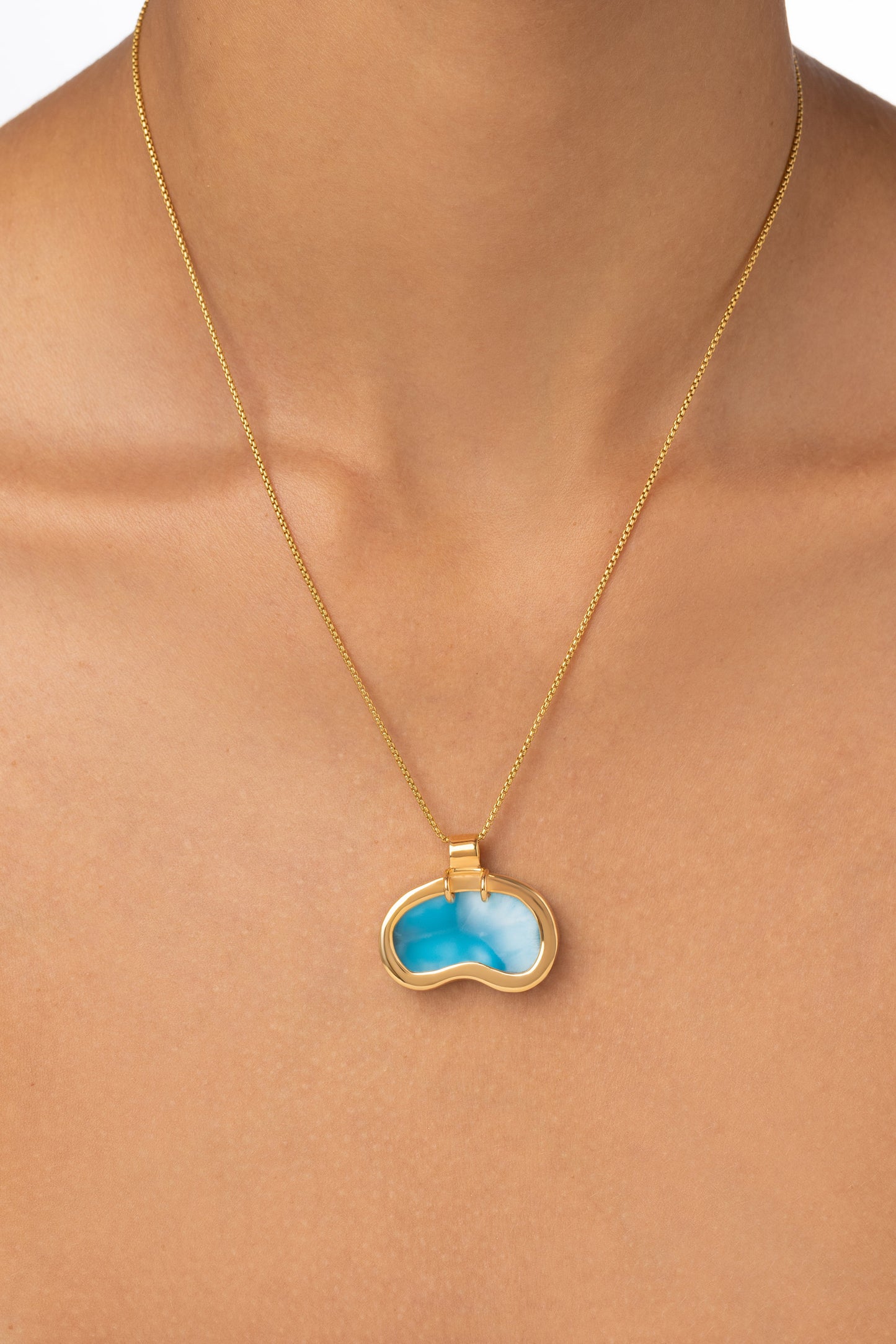 Irregular Pool - Larimar