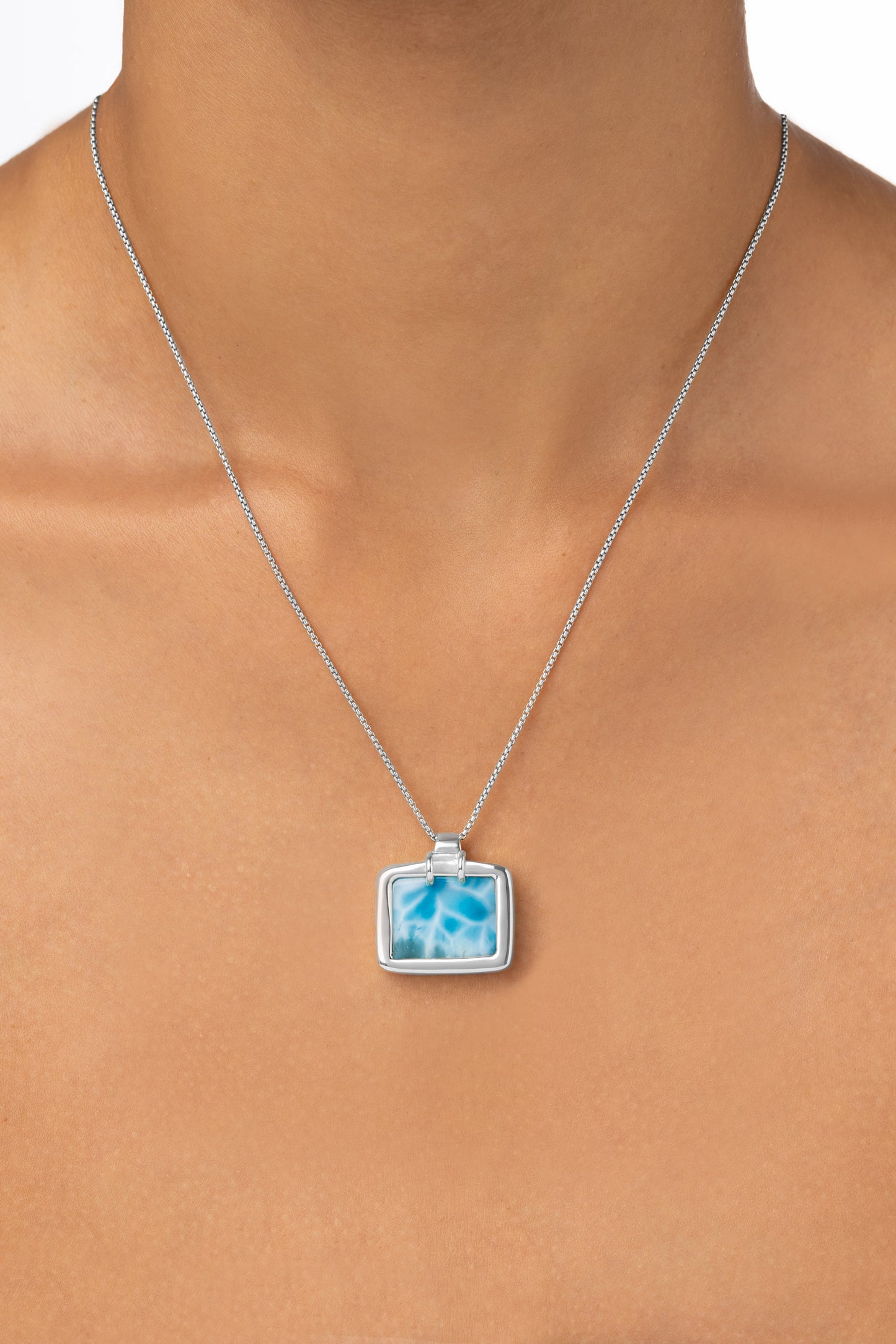 Square Pool - Larimar