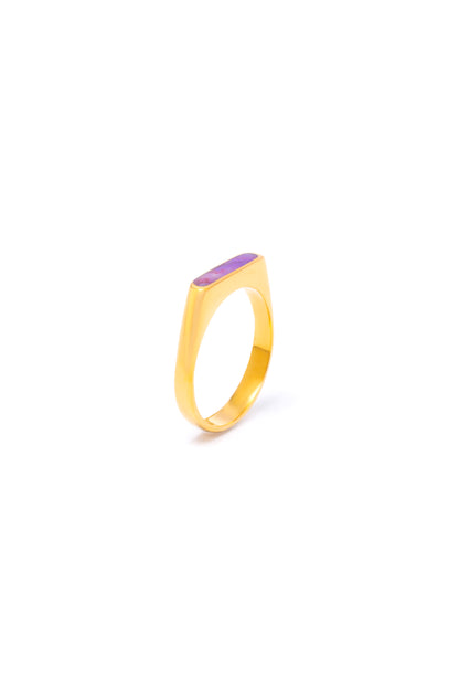 GOLD SIGNET ring